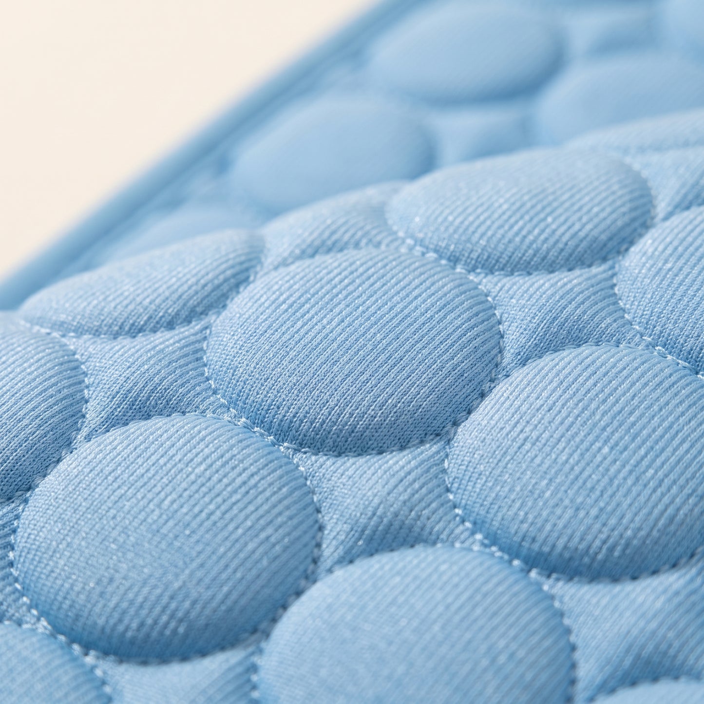 GEAROAM Cooling Mat - Keep Your Pet Cool All Summer